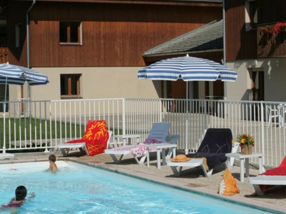 Appartement Cosy Avec Piscines, Parking Et Wifi A Samoens - Fr-1-629-32 ภายนอก รูปภาพ