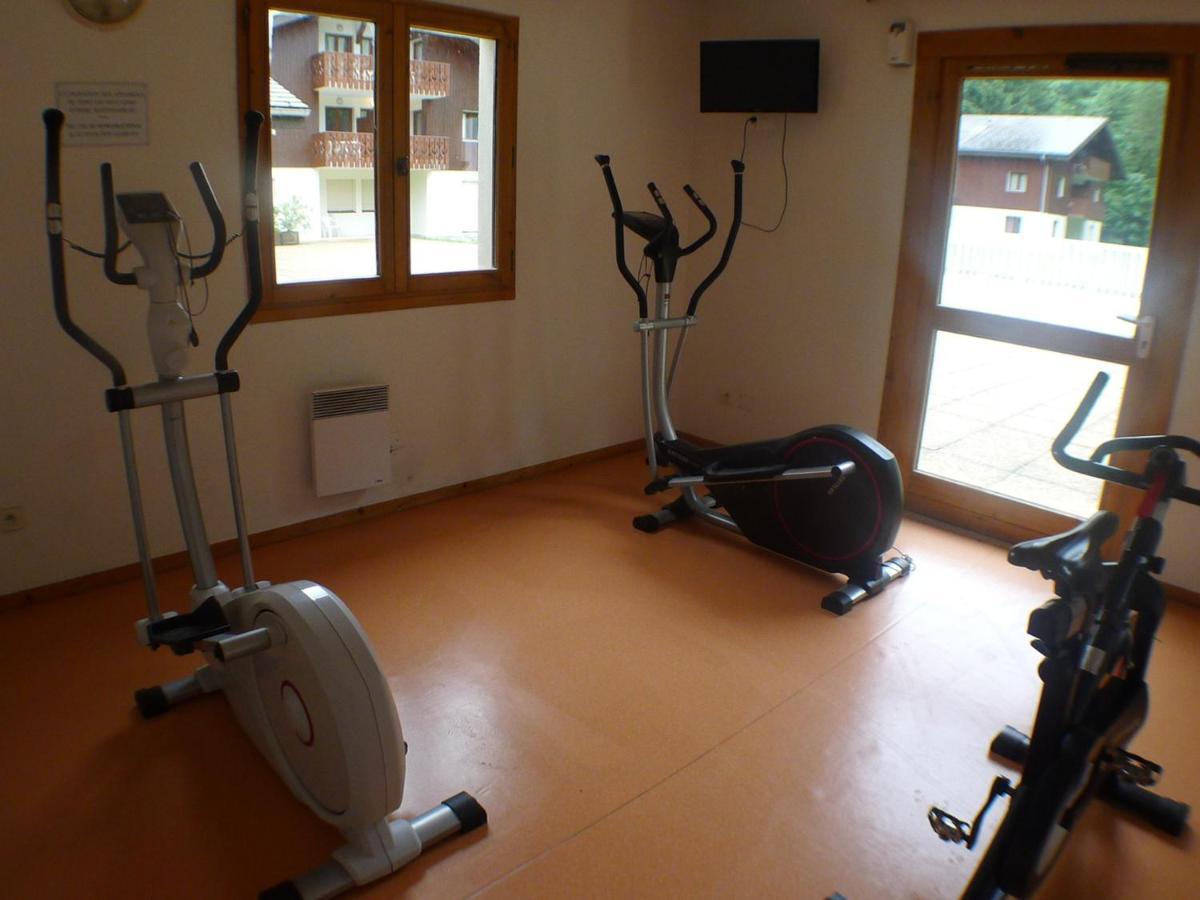 Appartement Cosy Avec Piscines, Parking Et Wifi A Samoens - Fr-1-629-32 ภายนอก รูปภาพ